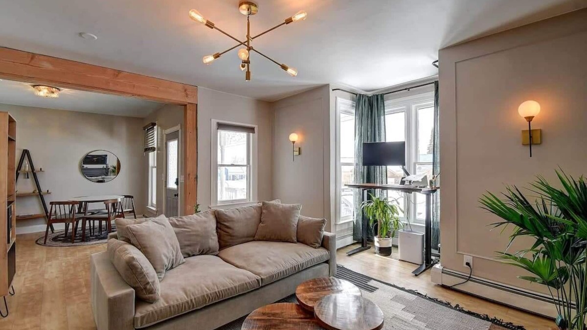 Leadville House | Hot Tub, 1 Block Off Main St, Fire Place, Pets OK!