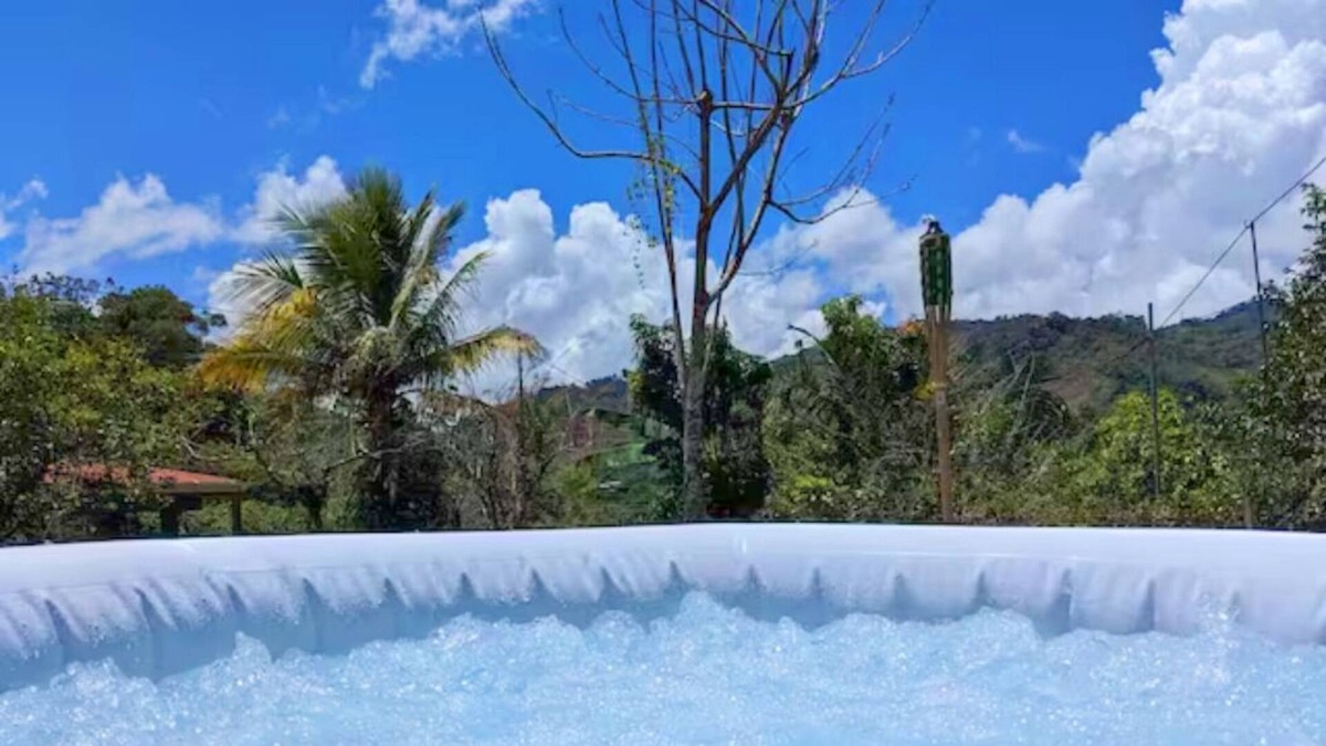San Isidro de El General House | Hot Tub | 180° View | Vacation Home in Downtown