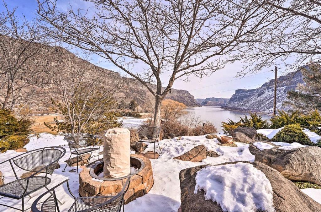 Twin Falls House | Hot Tub and Snake River Views at Twin Falls Home