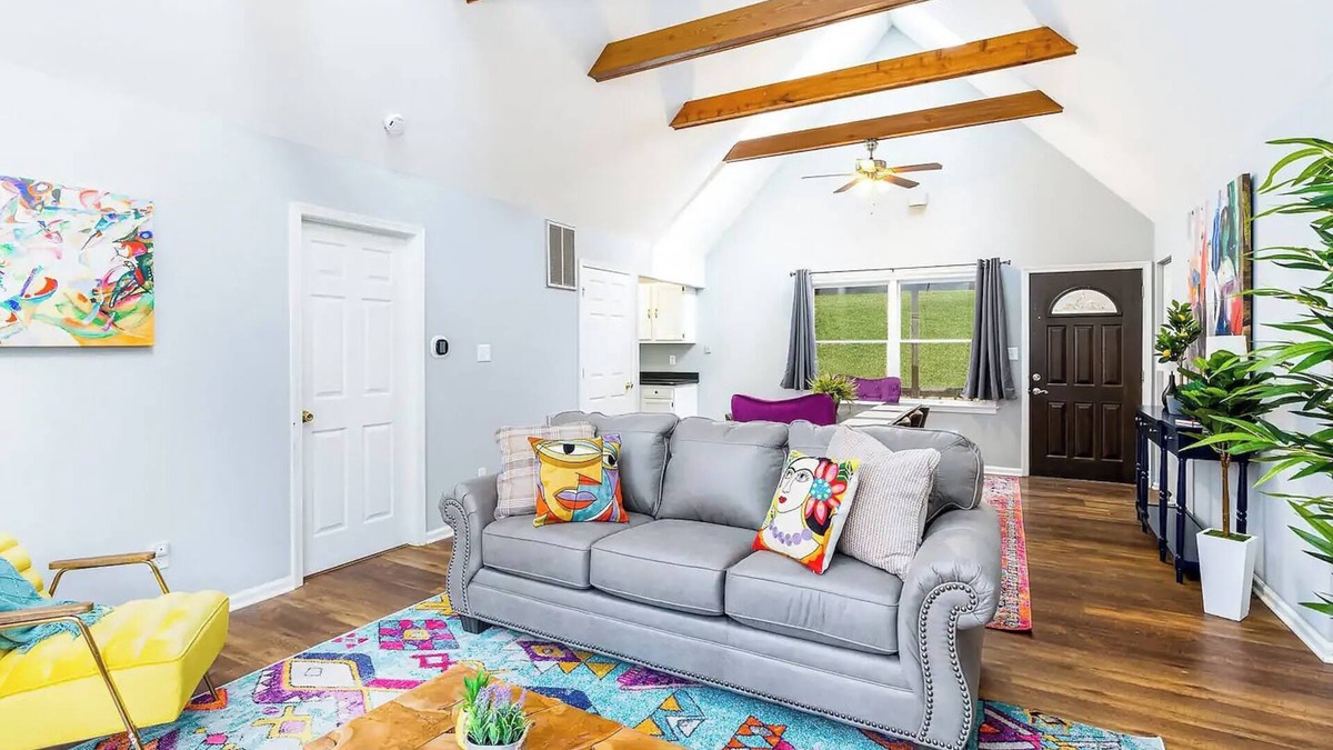 Kabletown Cabin | Hot Tub, Deck/Grill, Game Room, WiFi at Cute Cabin