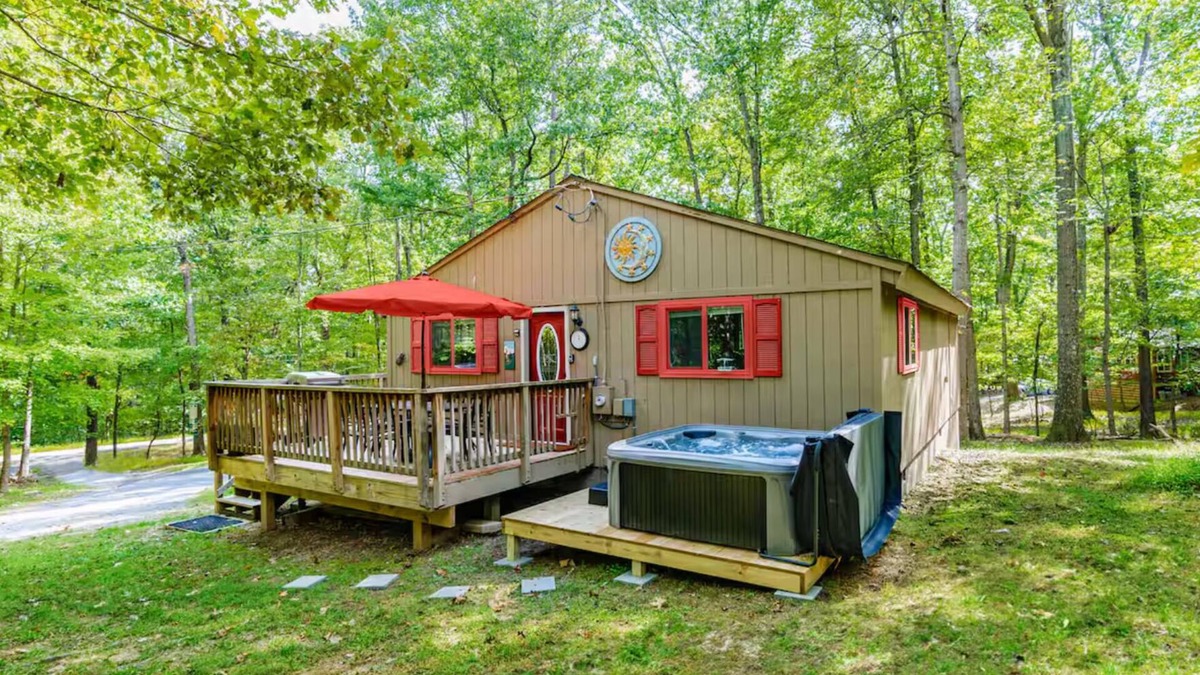 The Woods Cabin | Hot Tub, Fire Pit, Grill, Deck w/Resort Amenities