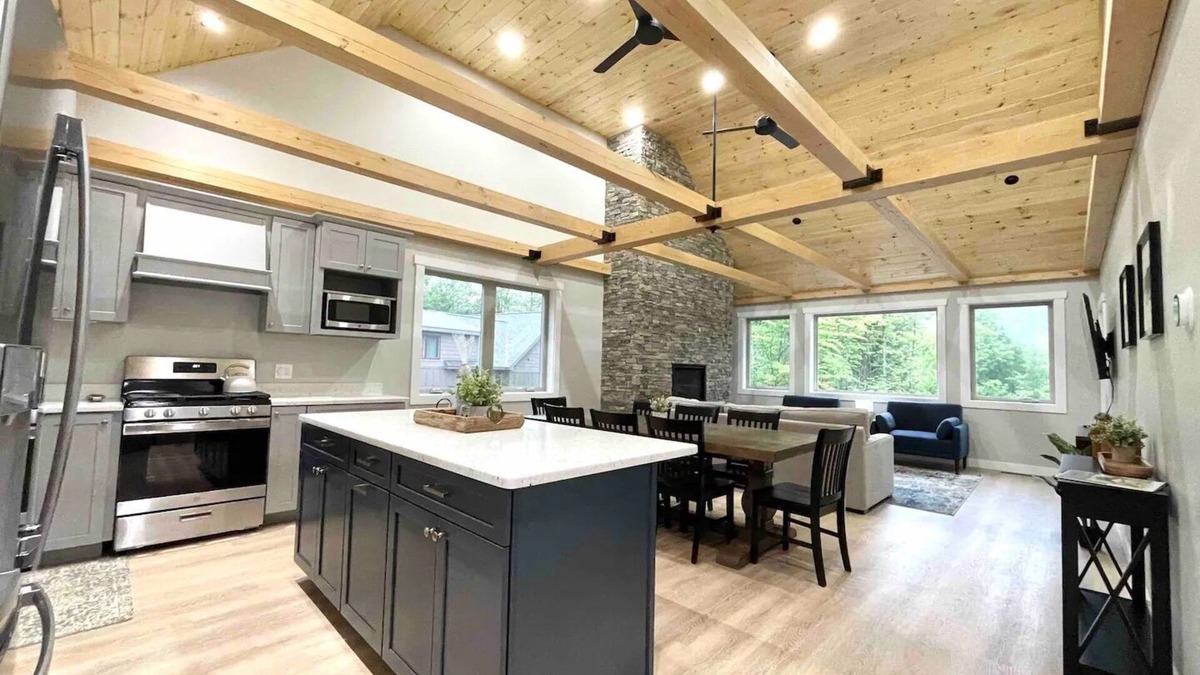 Bartlett Villa | Hot Tub, Fire Pit, Sports Club, Near Attitash