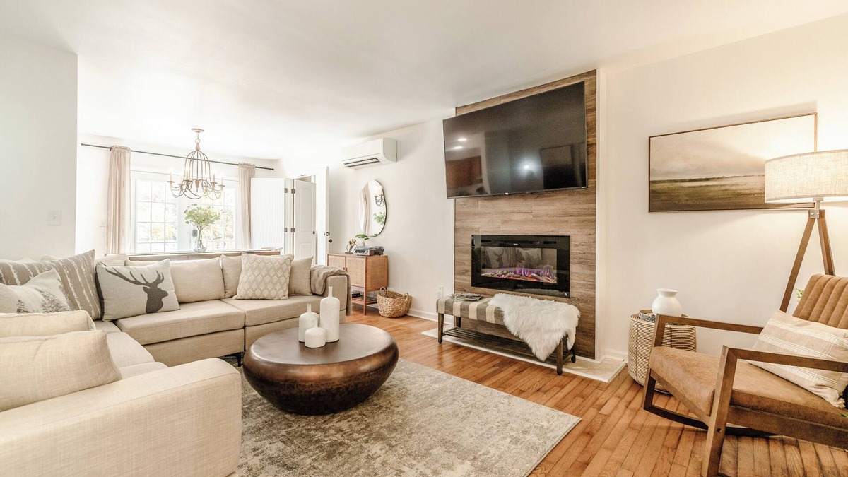 Hendersonville Cabin | Hot Tub, Fire Pit, Pets Ok, Nature Views