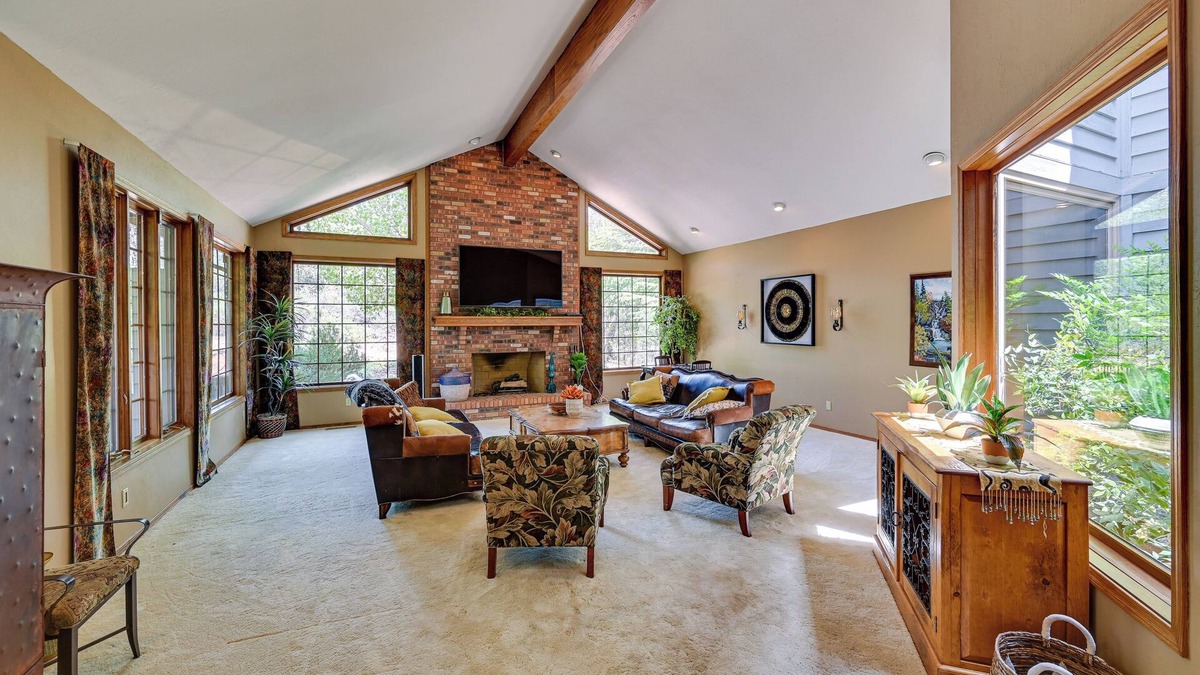 Payson Cottage | Hot Tub + Games: Spacious Golf Retreat in Payson