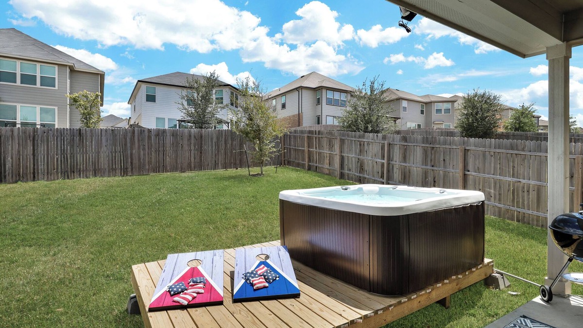San Antonio House | Hot Tub Getaway | Game Room Office Yard BBQ WiFi