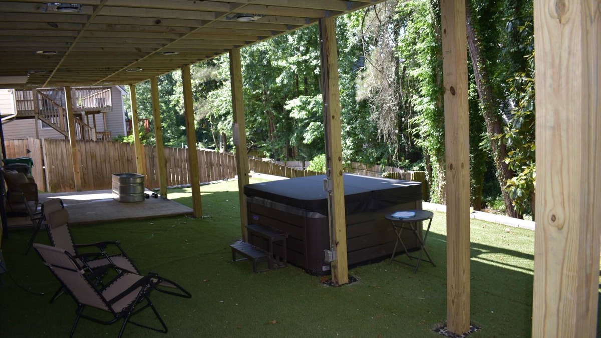 Atlanta House | Hot Tub Hideaway Oasis 10 Minutes from Buckhead