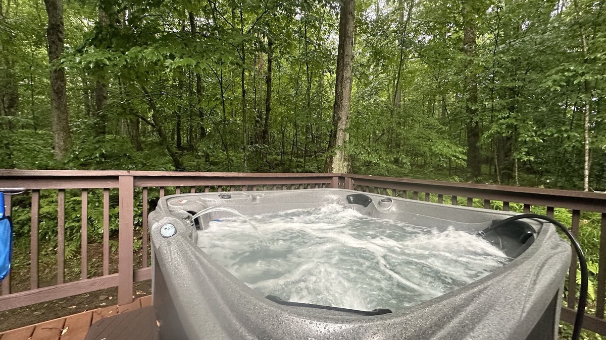 Austin Cabin | Hot Tub in the Forest Stargazing Field Remote Cabin 50 Acres Fire Pit