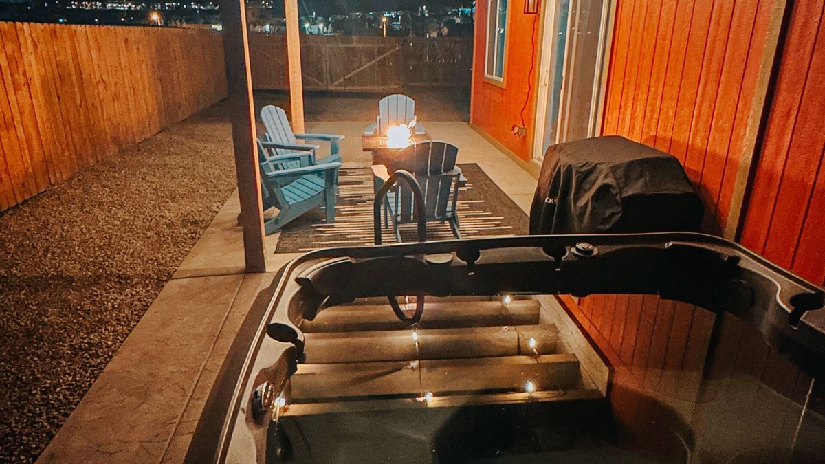 Colorado Springs House | Hot Tub/King bed in Old Colorado City