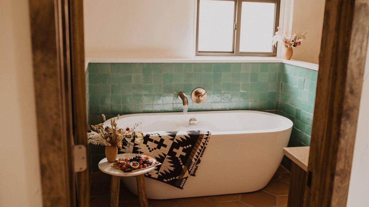 Old Town House | Hot Tub + Pool! Coyote Suite at The Desert Compass in Old Town