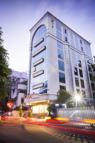 Vile Parle East Hotel | Hotel Airport International Mumbai