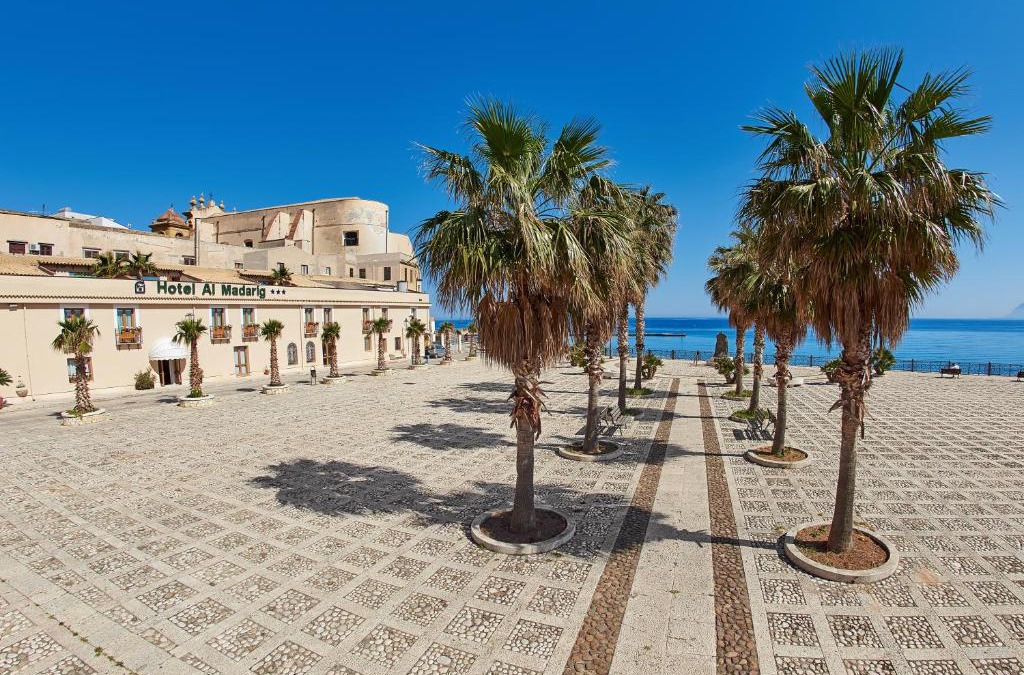 Castellammare del Golfo Hotel | Hotel Al Madarig