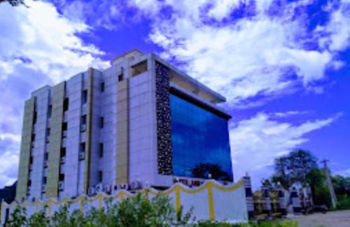 Bhawanipatna Hotel | Hotel Amrapali Classic Bhawanipatna