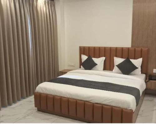 Kumarhatti Hotel | Hotel Anji Solan Hills