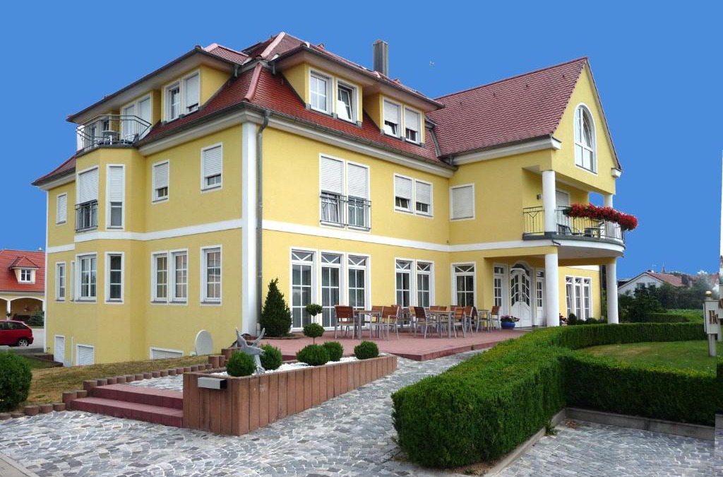 Langensendelbach Hotel | Hotel Bachwiesen
