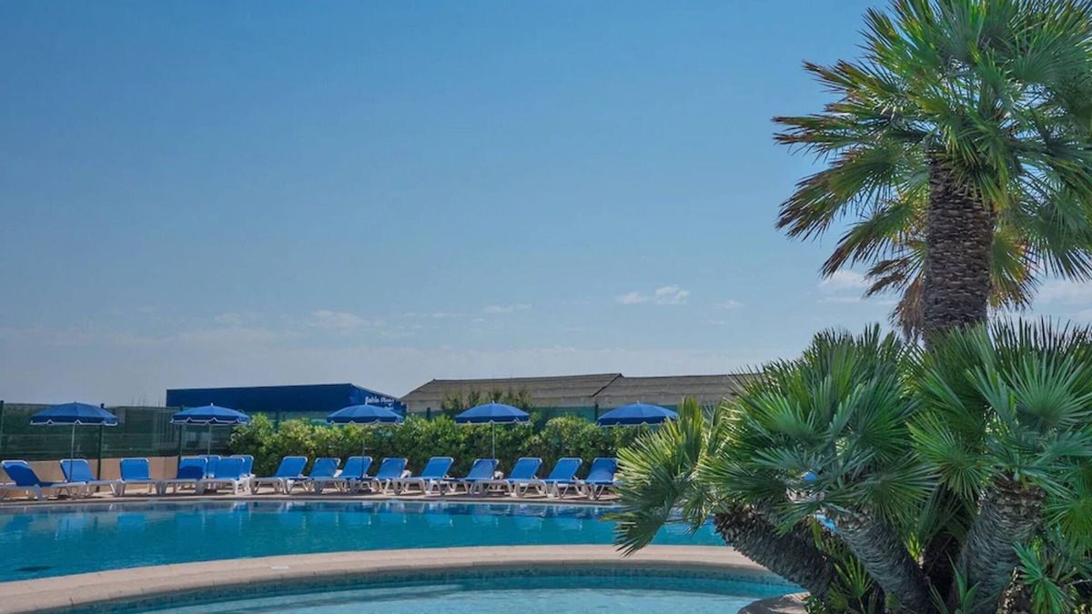 Villeneuve Loubet Beach Hotel | Hotel Bahia