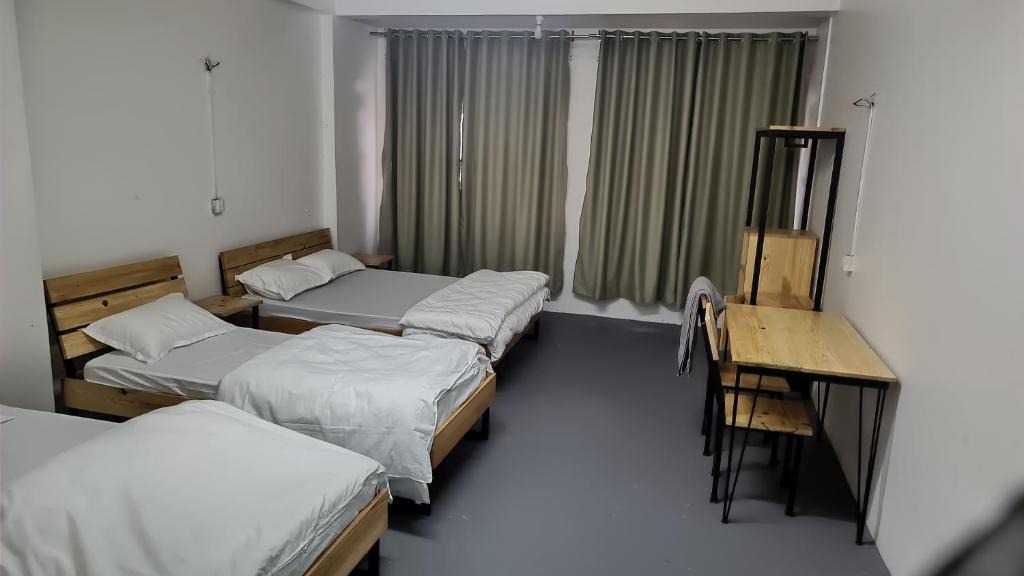 Chitwan District Hotel | Hotel Baishnav, Mugling
