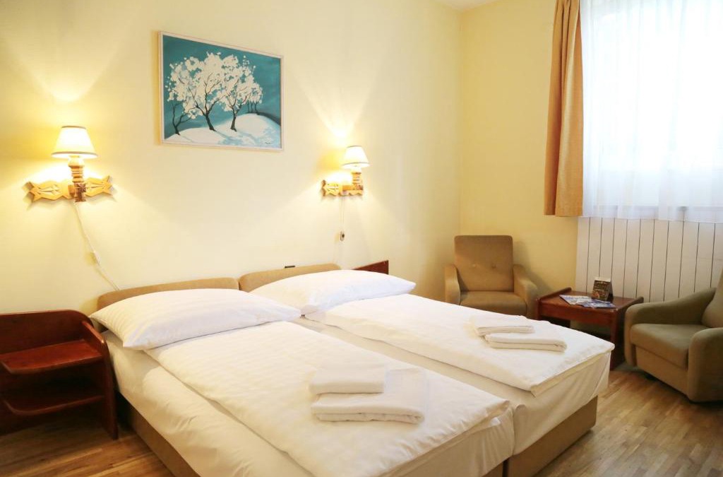 Gellert Hill House | Hotel Bara Gellért