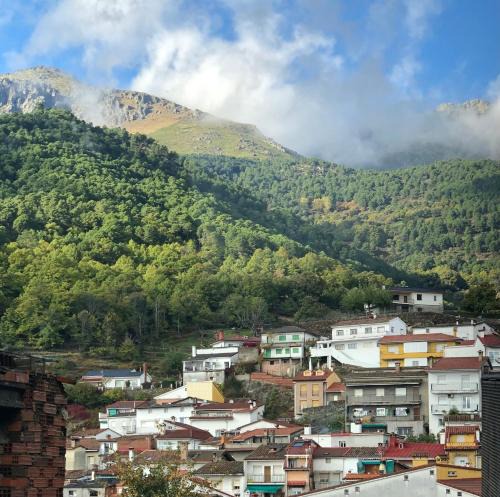 Mijares Hotel | Hotel Barbacedo