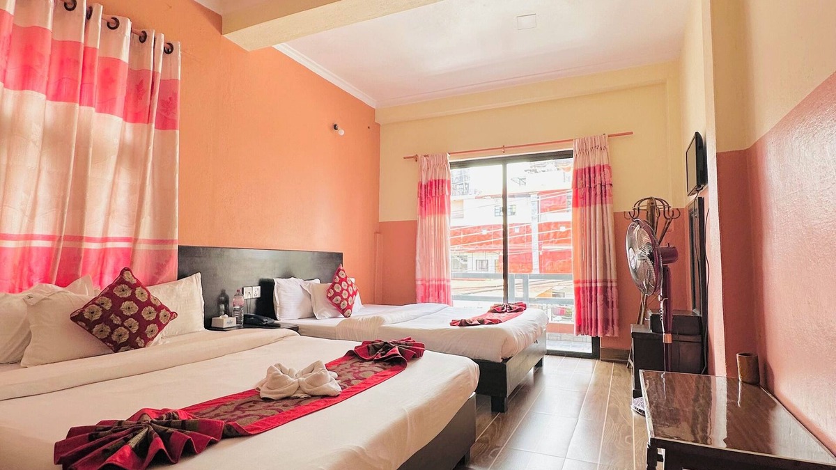 Pokhara Hotel | Hotel Bardan Pokhara