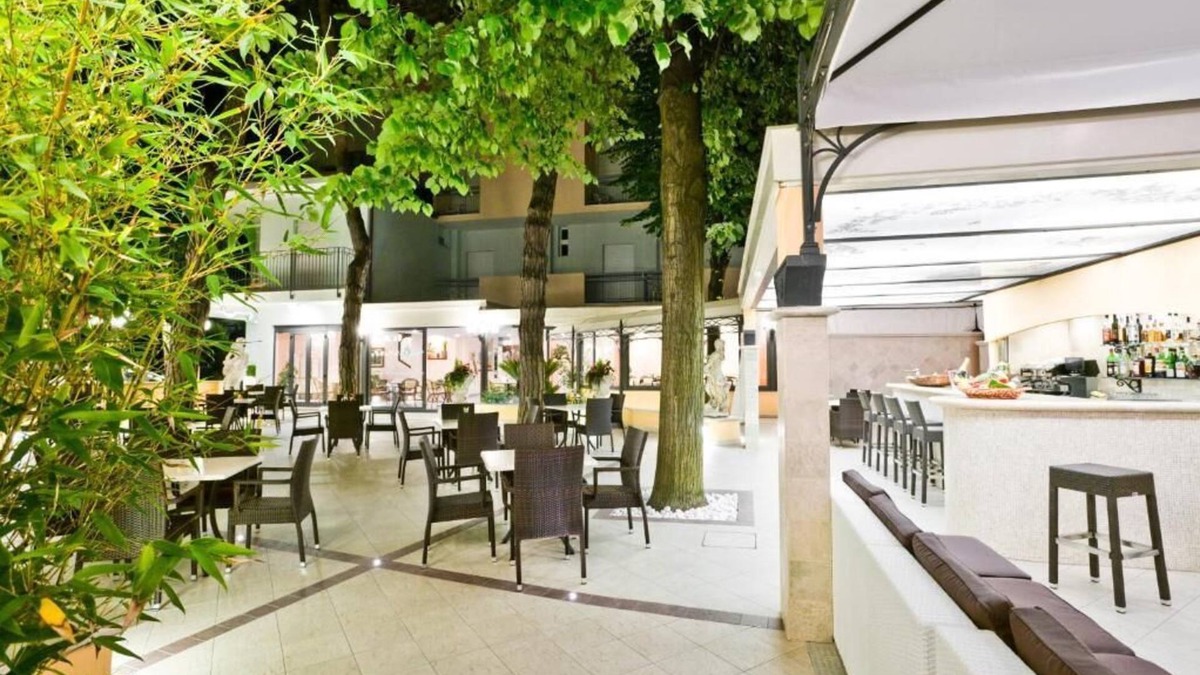 Marina Centro Hotel | Hotel Belsoggiorno