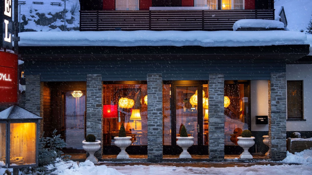 Andermatt Hotel | Hotel Bergidyll - Riders Haven