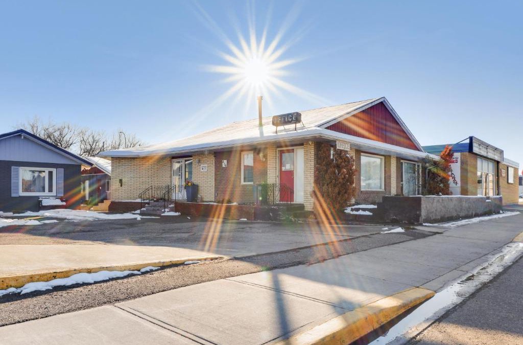 Fort Macleod Hotel | Hotel Bethel - Fort MacLeod, AB