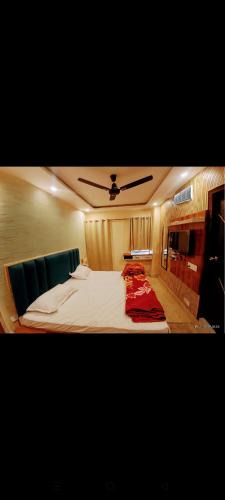 Allahabad Hotel | Hotel Bharat Inn