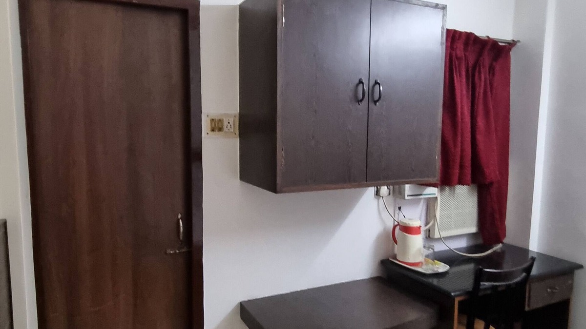 Periamet Cabin | Hotel Bharath