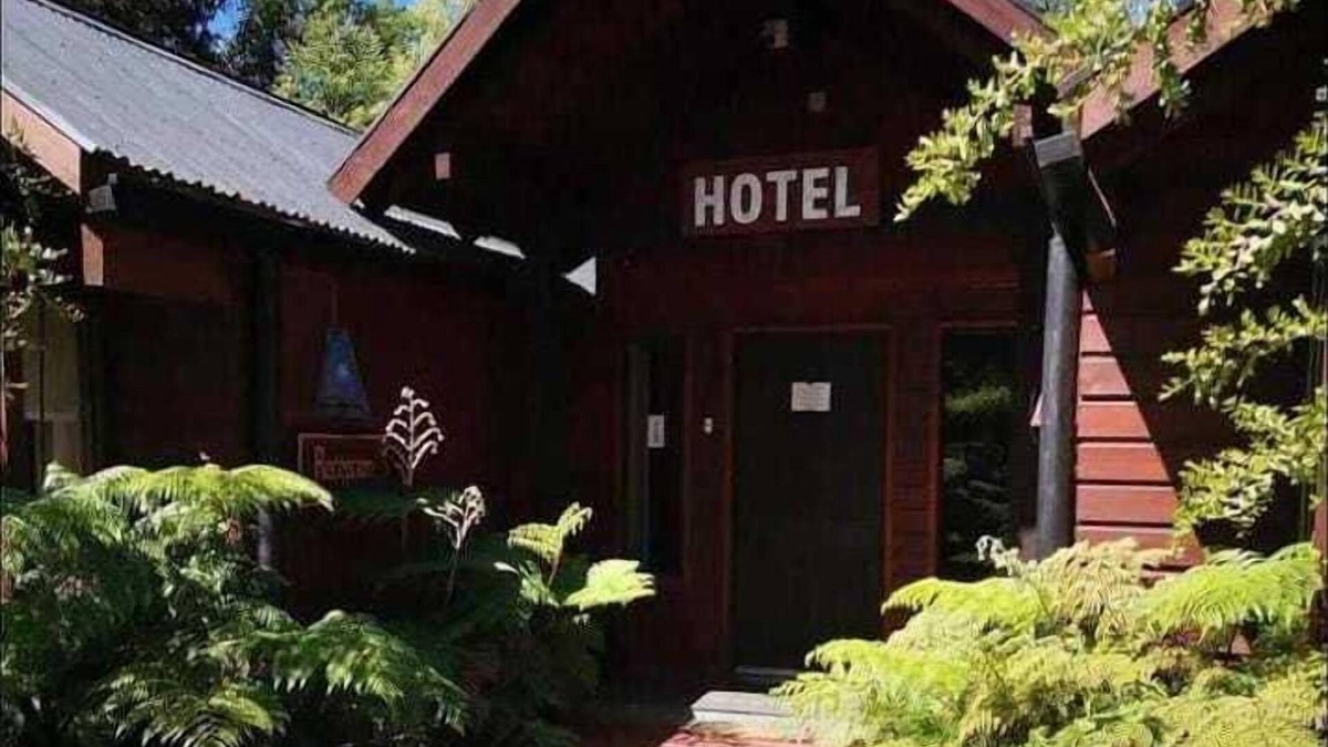 Pucon Hotel | Hotel Borde Estero