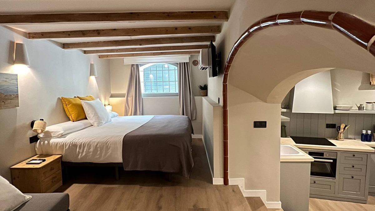 Sant Feliu de Guixols Hotel | Hotel Caléndula
