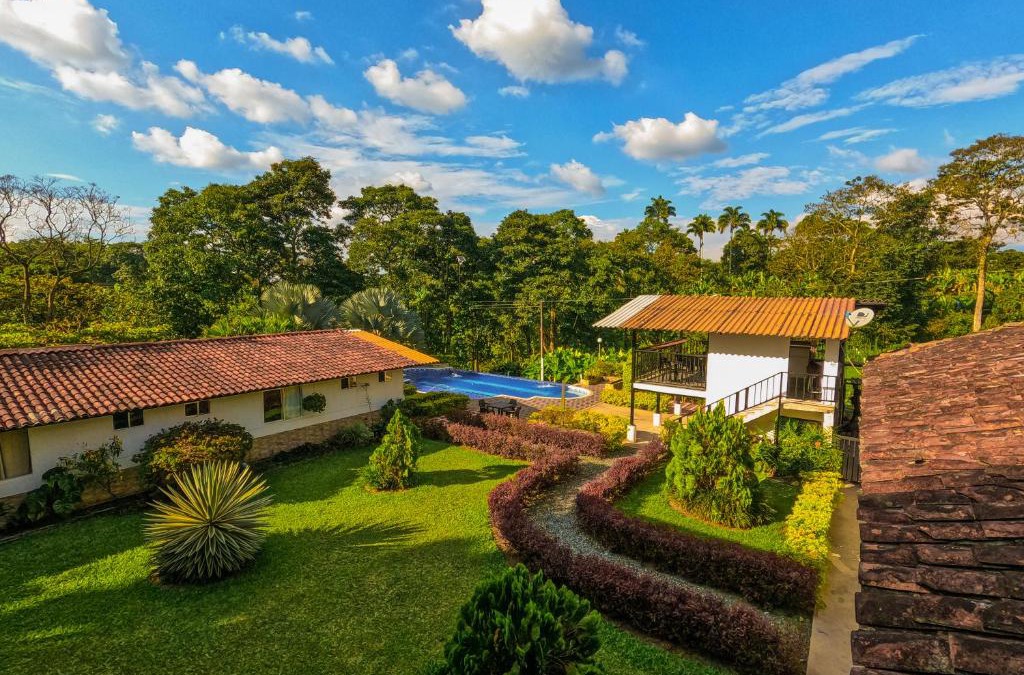 Quimbaya Hotel | Hotel Campestre Nogal de Cafetal