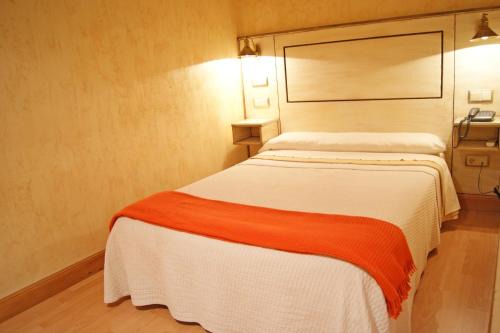 Pamplona City Centre Hotel | Hotel Castillo de Javier