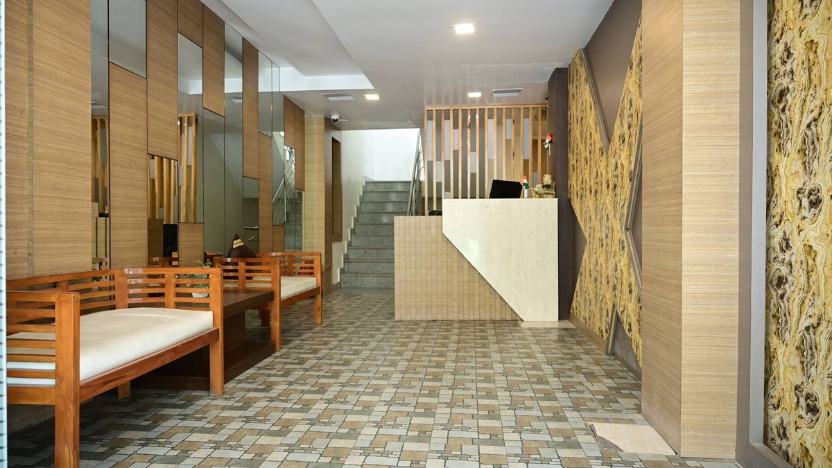 Indira Nagar Hotel | Hotel Cheer Inn