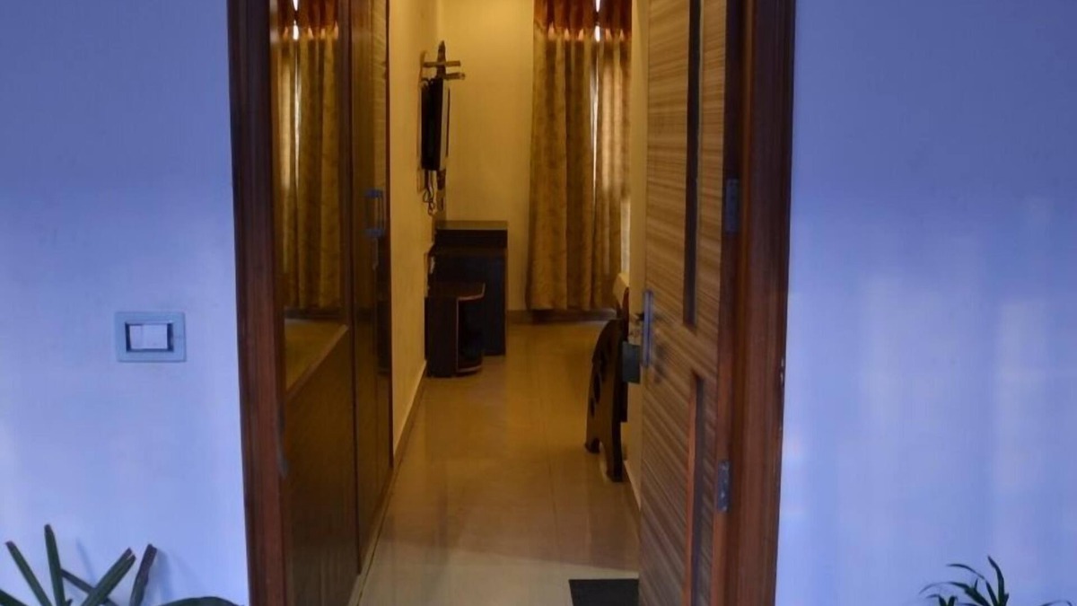 Sector 22 Hotel | Hotel Citi Heights