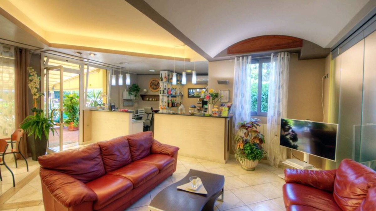 Loano Hotel | Hotel Claudia