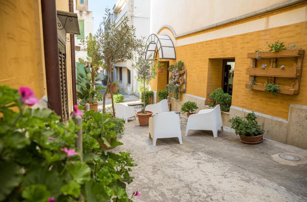 Ustica Hotel | Hotel Clelia