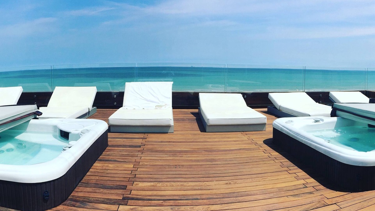 Pinarella Hotel | Hotel Commodore