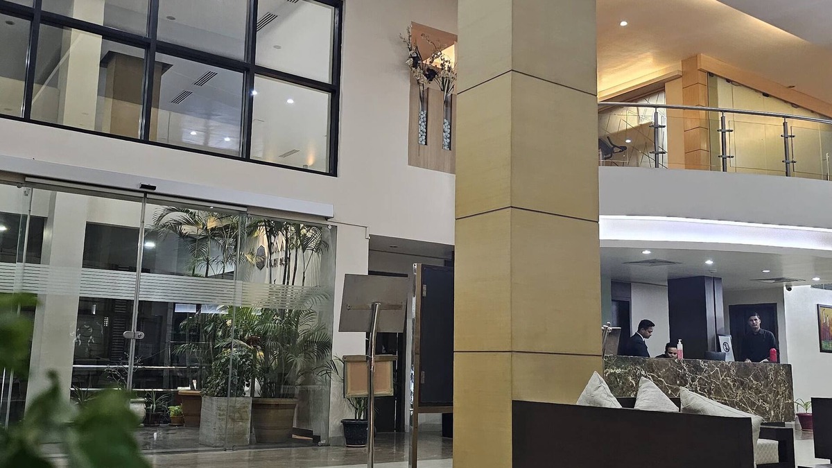 Paltan Bazaar Hotel | HOTEL DAAYSCO OLEY ALLO
