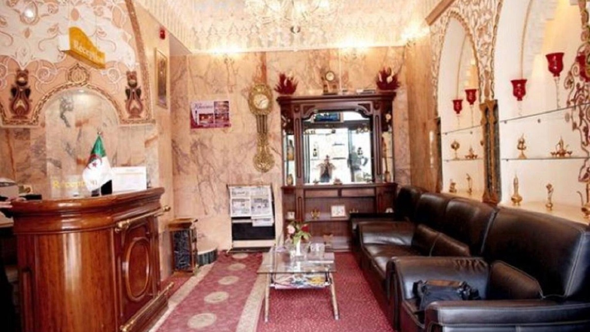 Bab Ezzouar Hotel | Hotel Dar El Aaz