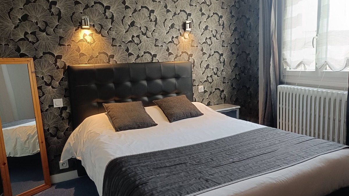 Montauban-de-Bretagne Hotel | Hotel de France