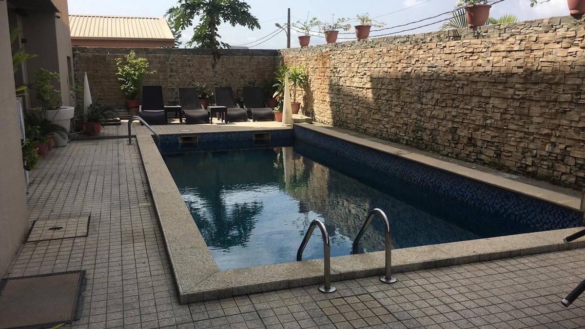 Ogombo Hotel | Hotel De Kajola