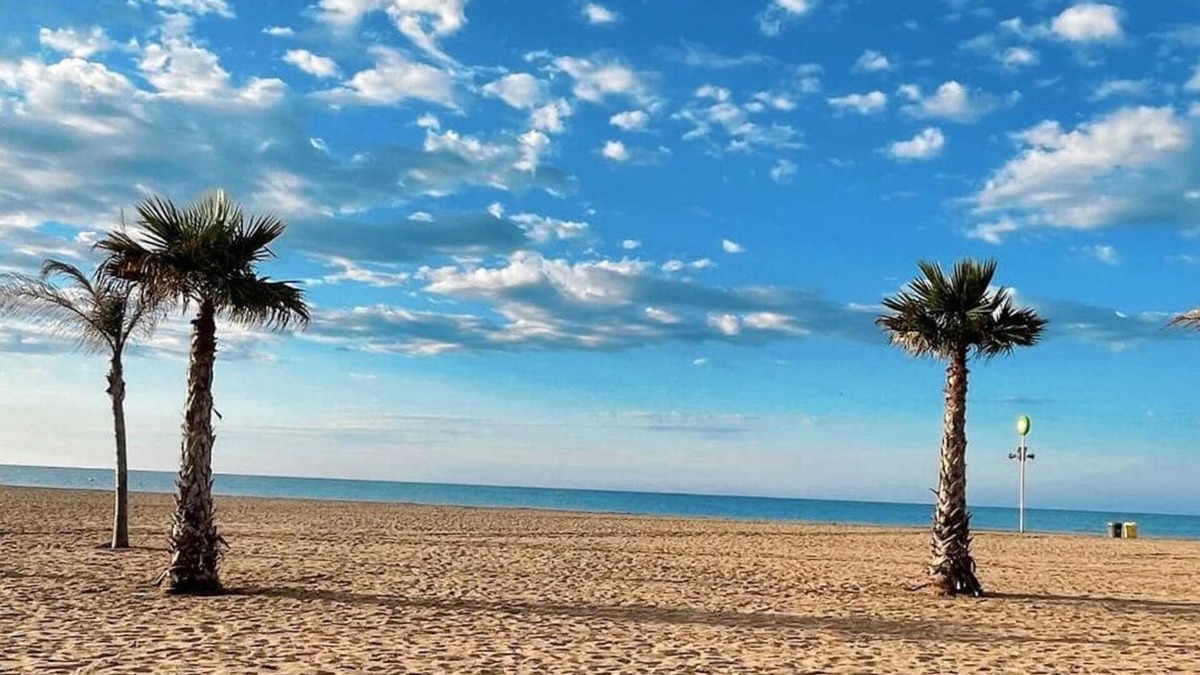 Valras-Plage Hotel | Hotel De La Plage