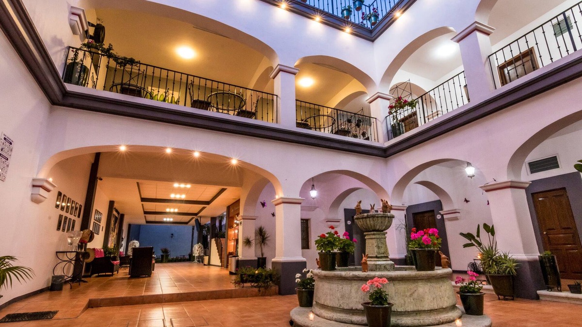 Calzada Madero Hotel | Hotel del Marquesado