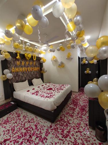 Ahmedabad Hotel | Hotel Dev Palace