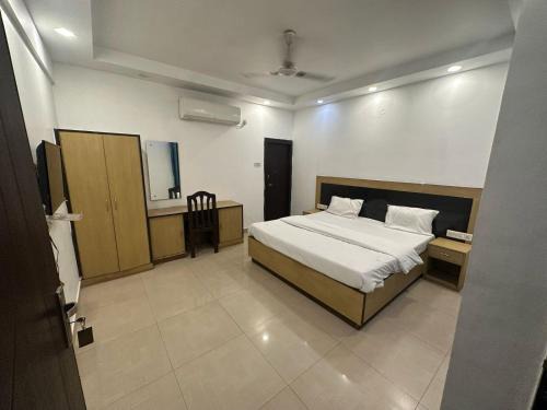 Allahabad Hotel | Hotel Devlali