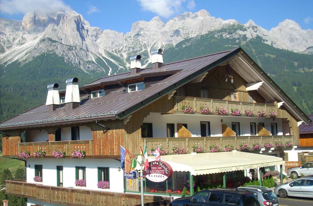 Comelico Superiore Hotel | HOTEL DOLOMITI di De Martin D Oscar