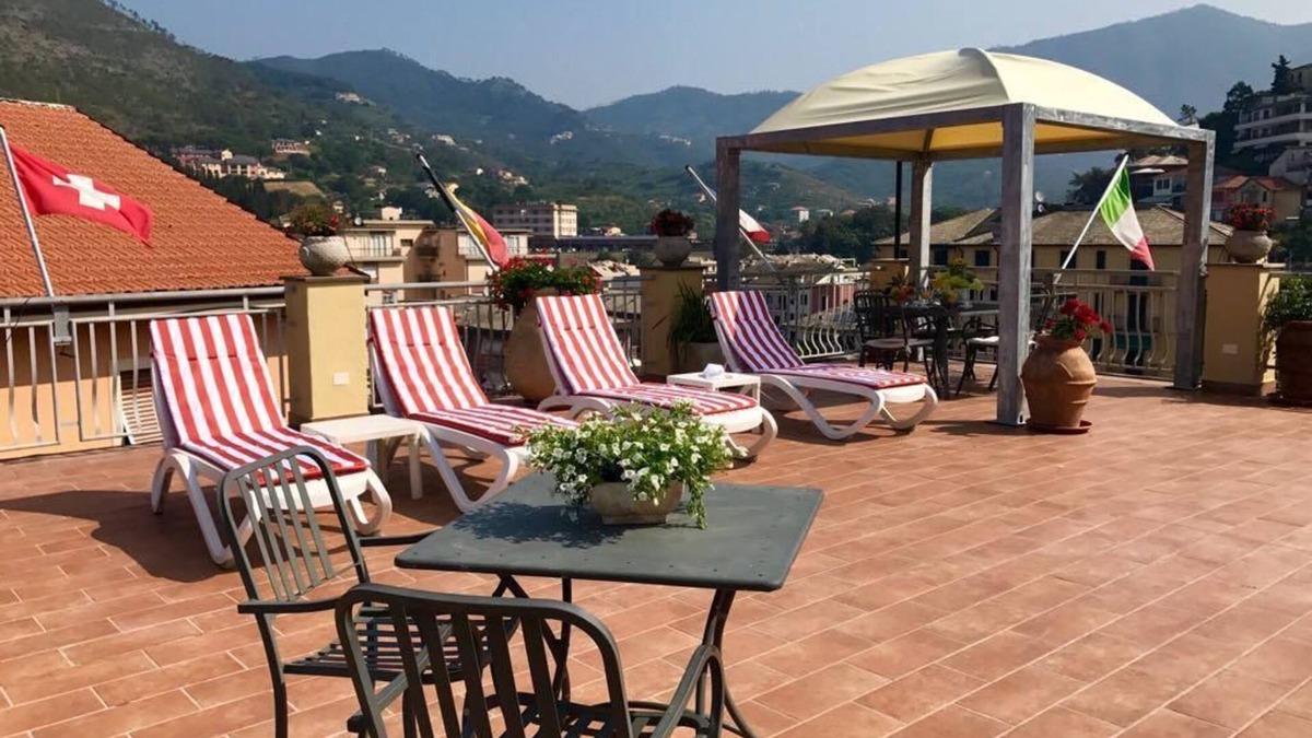 Levanto Hotel | Hotel Dora