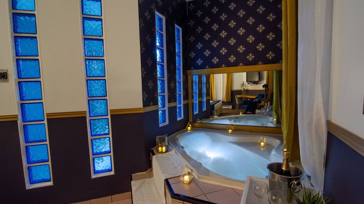 Sainte-Marie Hotel | Hotel Dorion