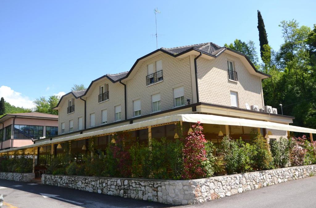 Roe Hotel | Hotel Edoné