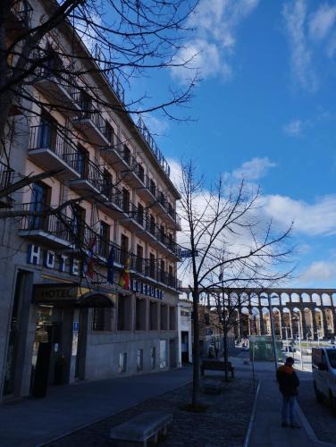 Segovia Old Town Hotel | Hotel ELE Acueducto